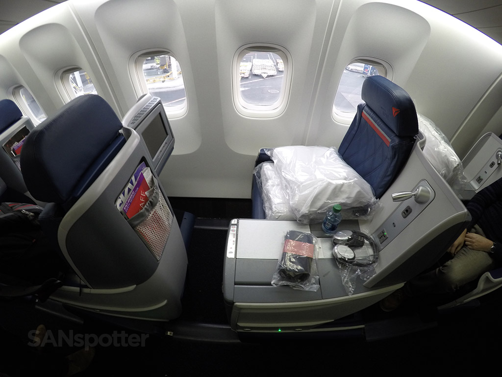Delta One business class seat