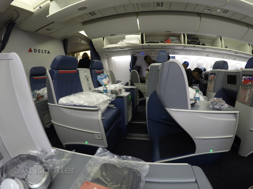 delta one business class cabin view