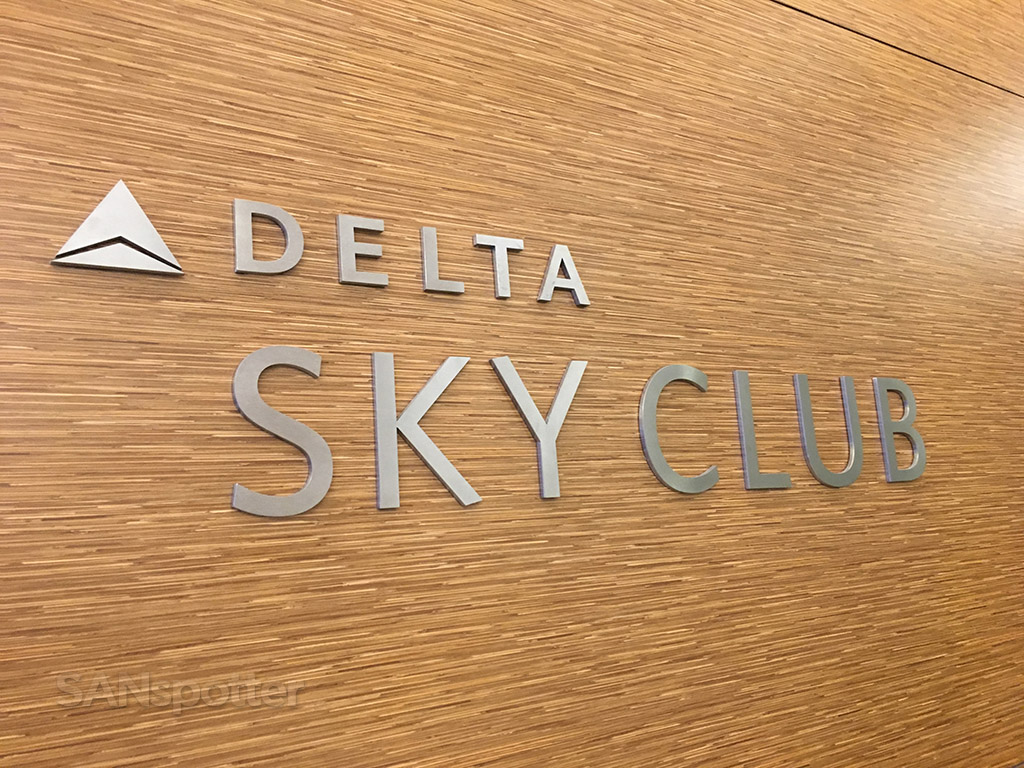 Delta Sky Club signage