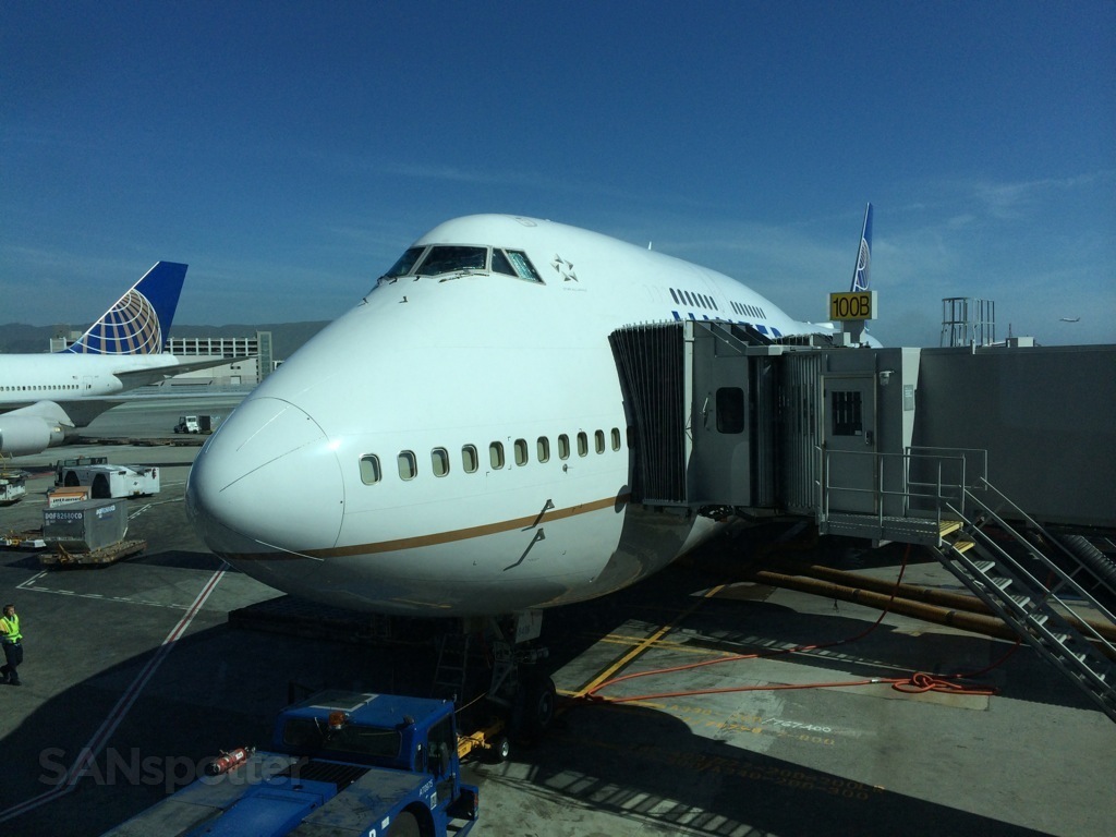 united airlines 747-400