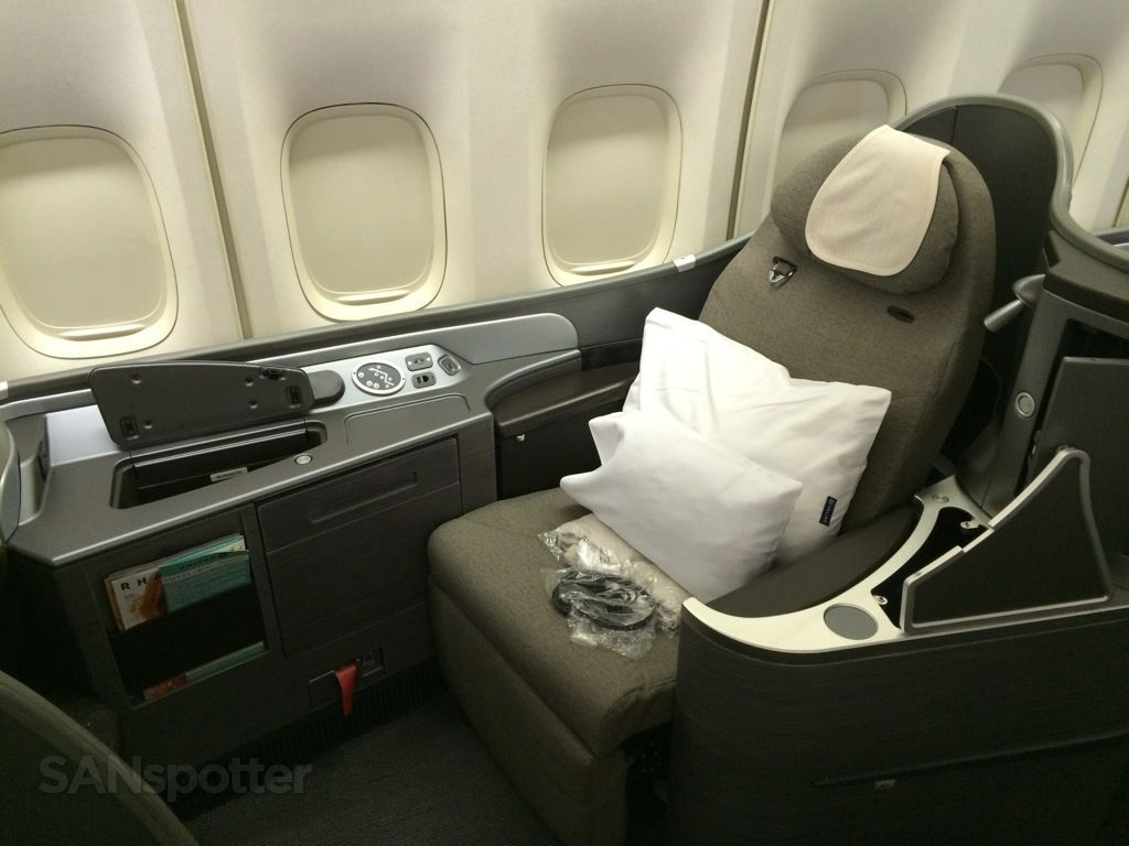 united global first seat