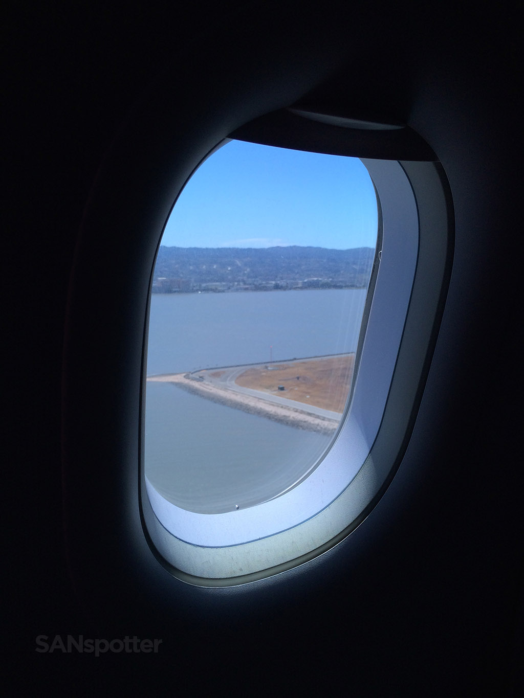 approaching the sea wall at 28L at SFO