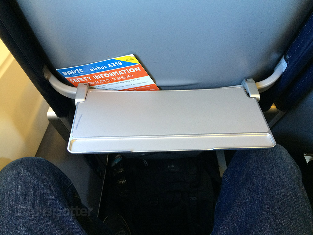 spirit airlines tray table too small