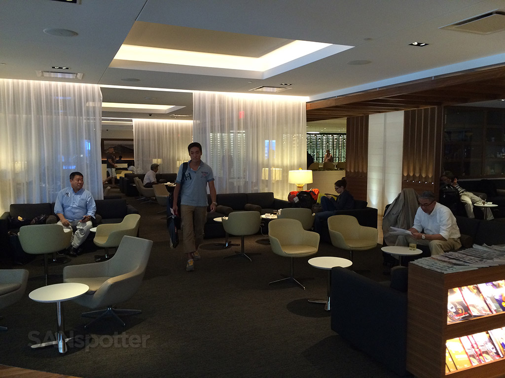 lax star alliance lounge seating