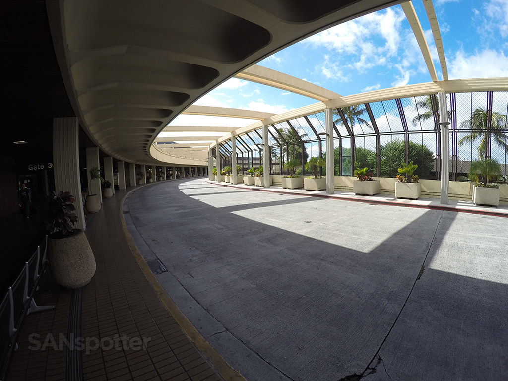 honolulu airport old structure