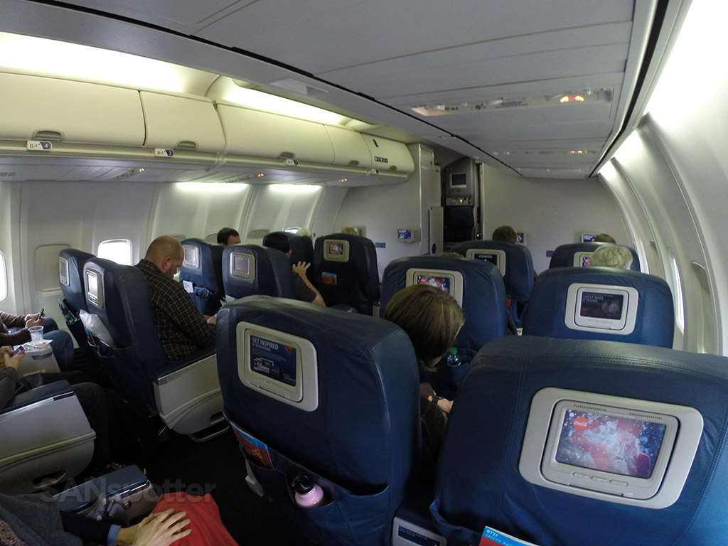 delta airlines 737-800 first class