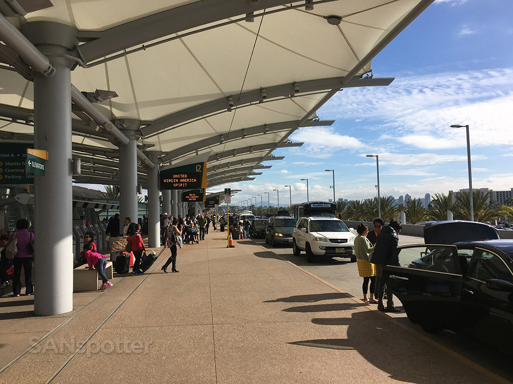 san diego airport curbside