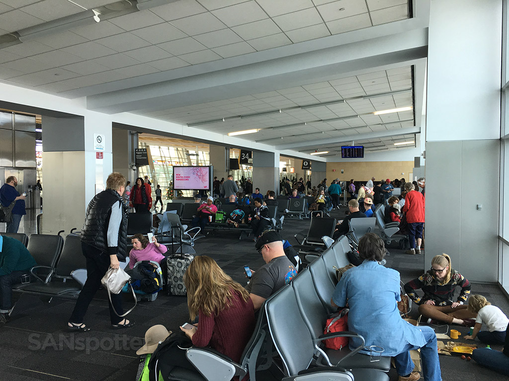 san diego airport gate 34