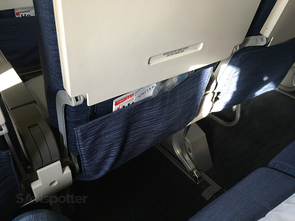 united airlines 747-400 economy seats