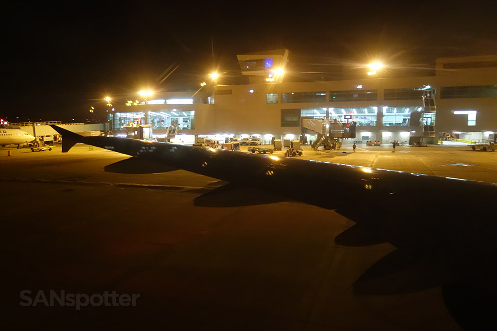 taxiing to the gate san diego airport