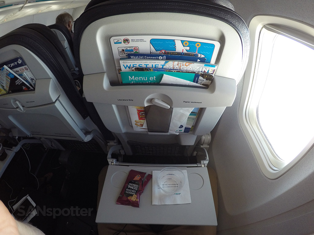 WestJet 737-700 main cabin (economy class) YYC-SAN – SANspotter