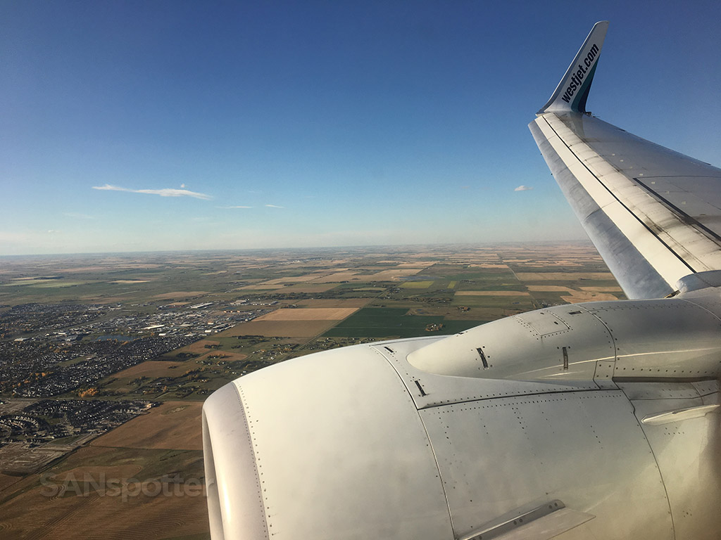 WestJet 737-700 main cabin (economy class) SAN-YYC – SANspotter