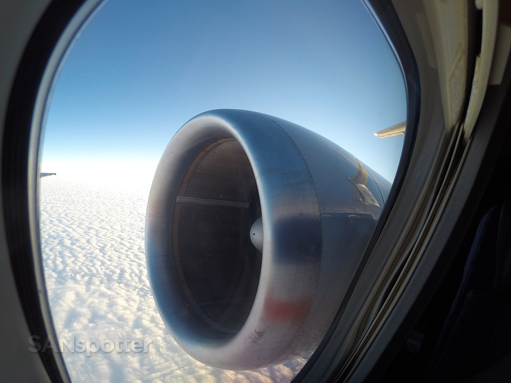 american airlines pratt & whitney JT8D engine