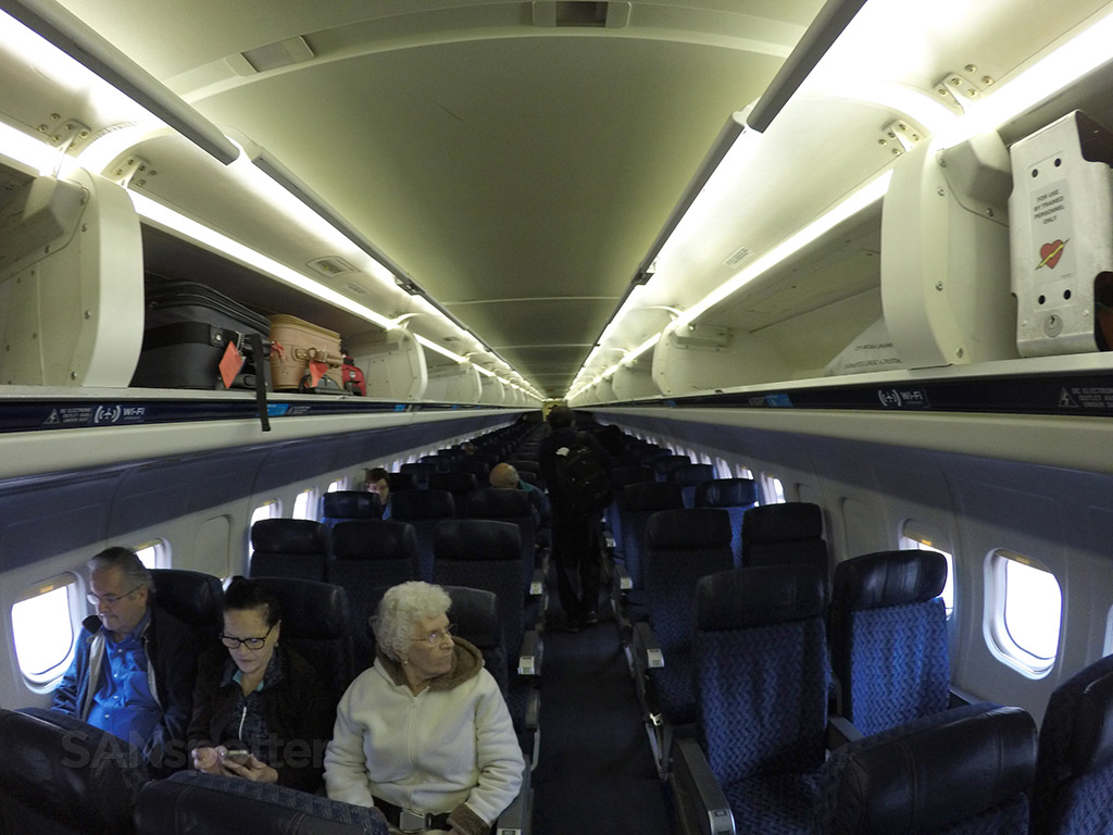 American Airlines MD-83 main cabin