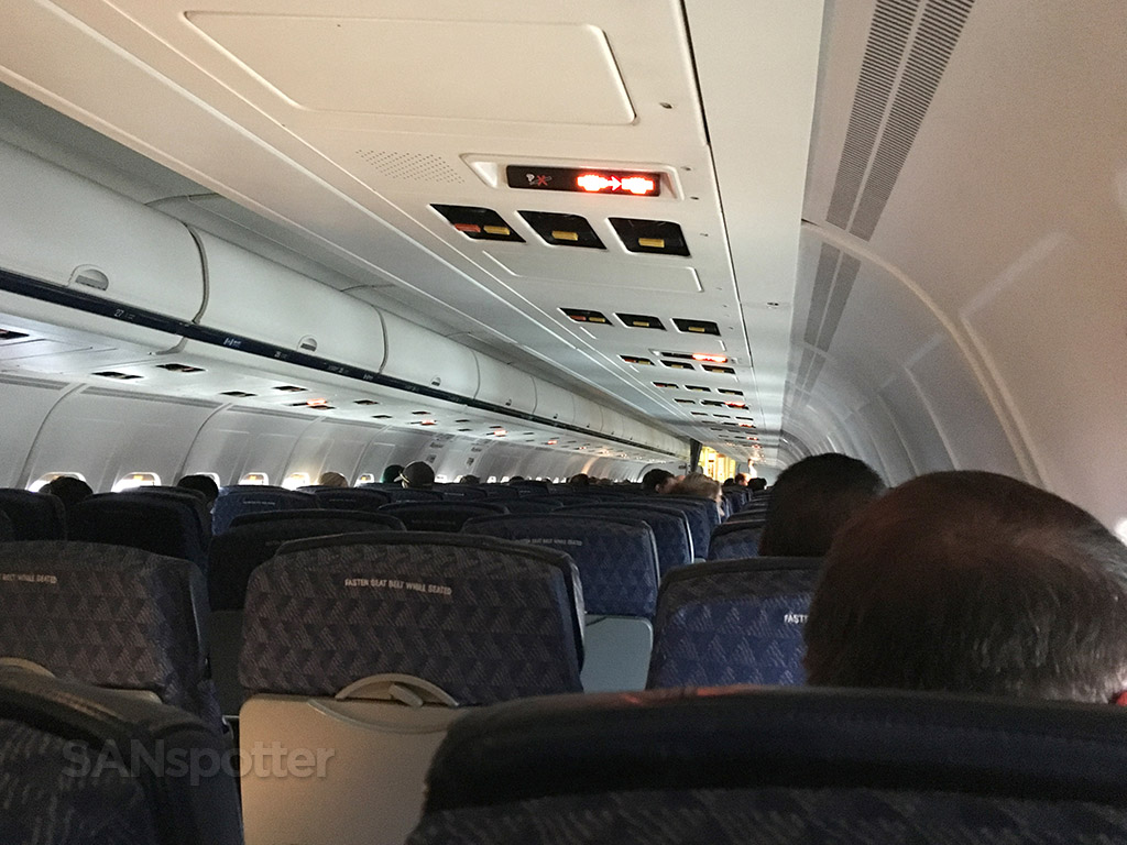 American Airlines MD-83 main cabin