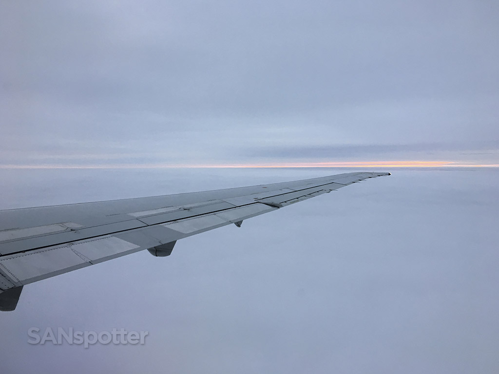 American Airlines MD-83 wing