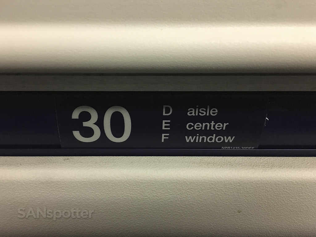 american airlines md-83 seat number