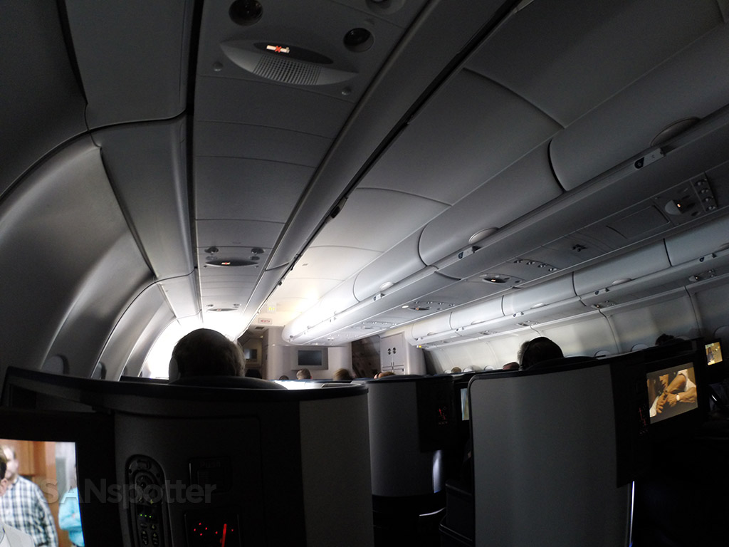 delta one a330-300 cabin