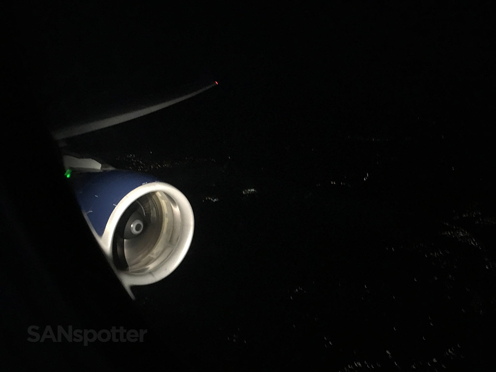 delta a330-300 landing lights