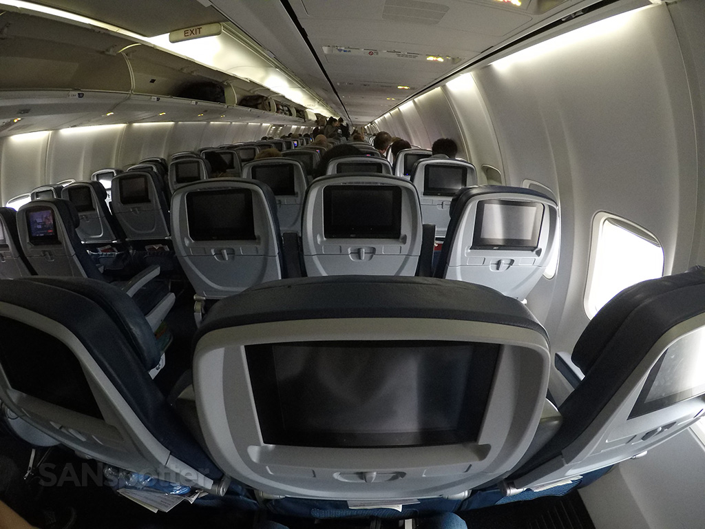 delta 757-300 economy cabin