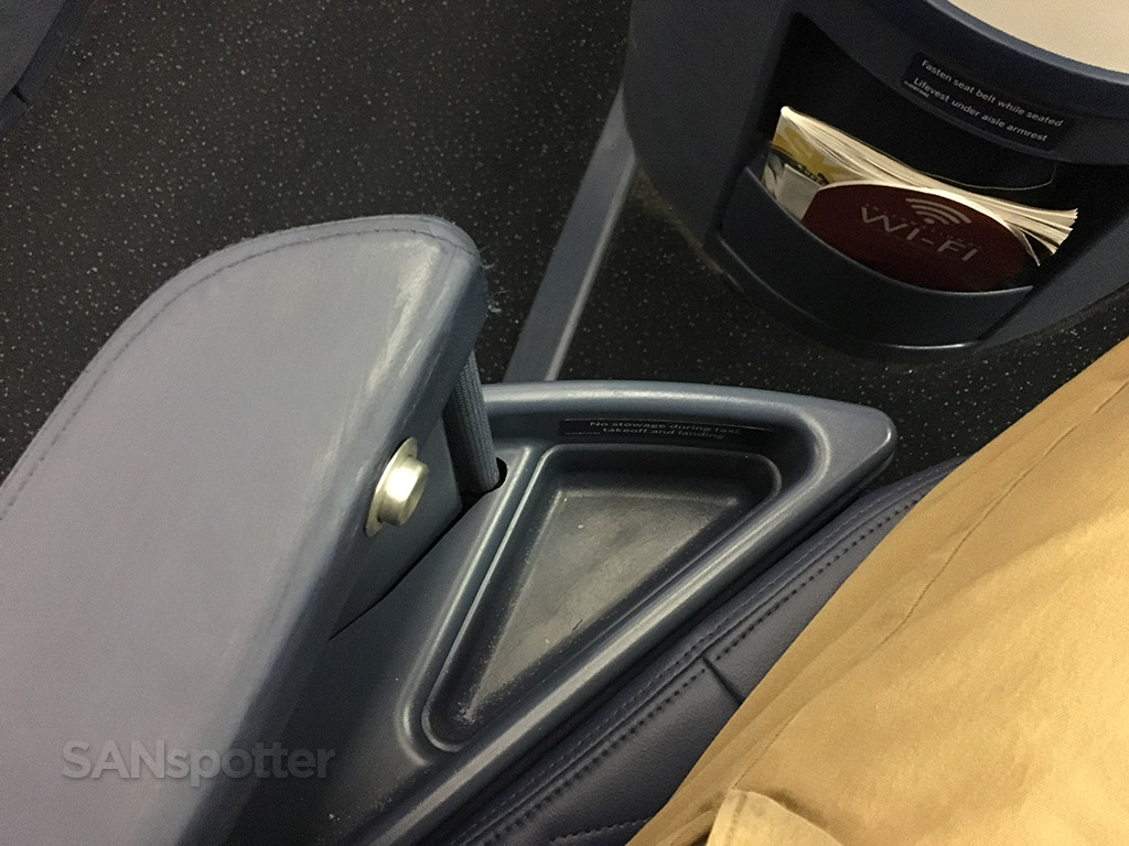 delta one 747 arm rest