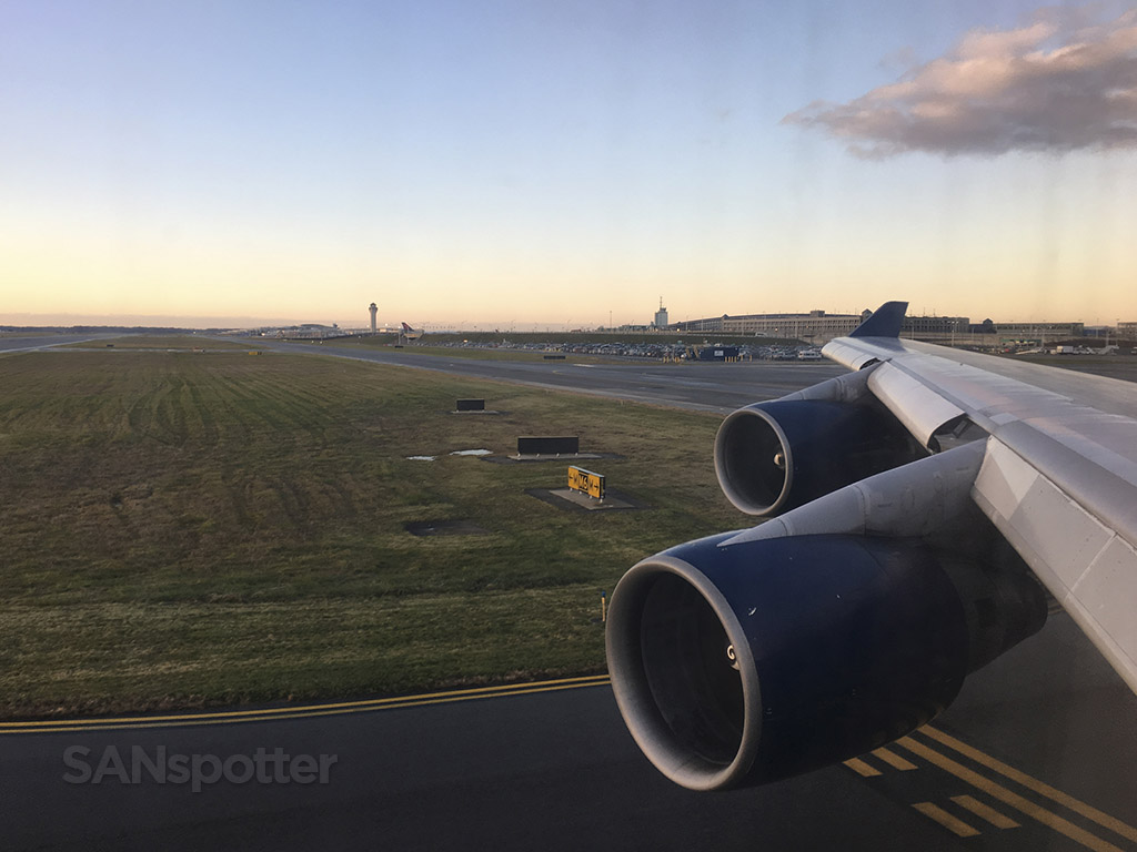 747 departure Detroit airport