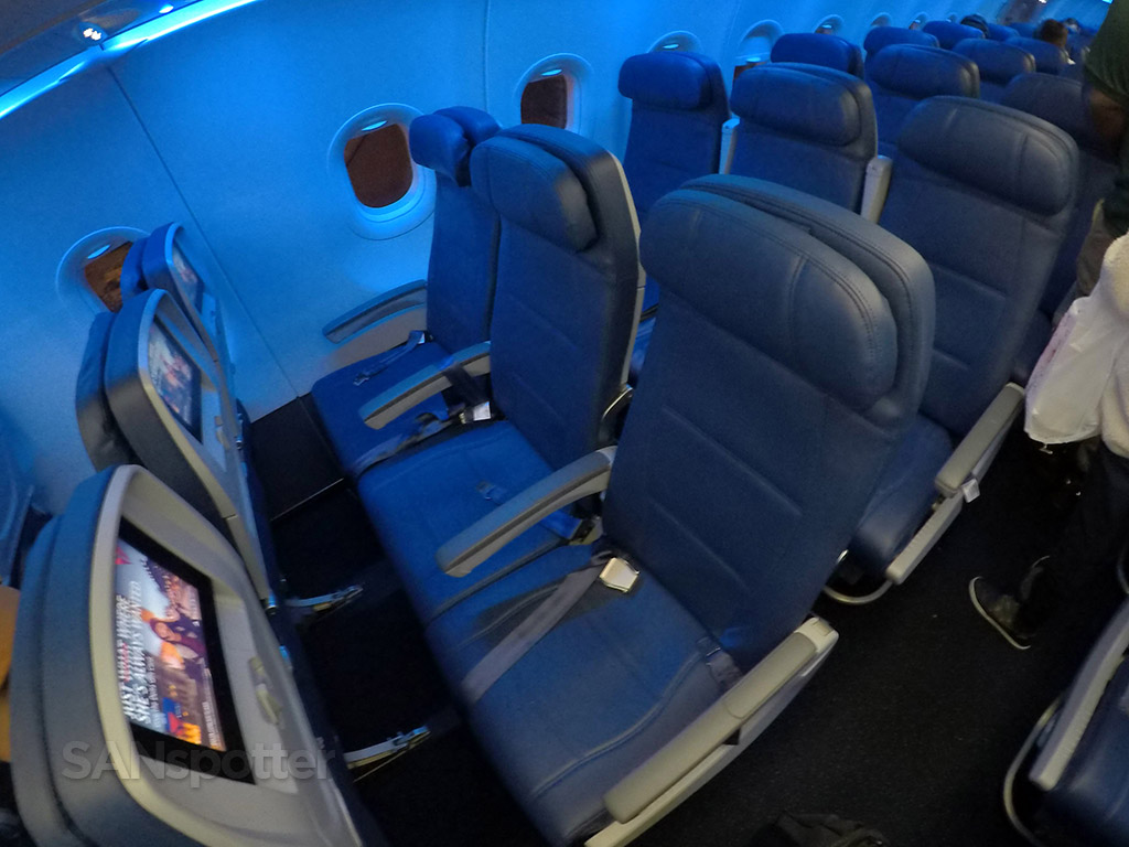 Delta Air Lines A321 economy class Atlanta to West Palm Beach – SANspotter