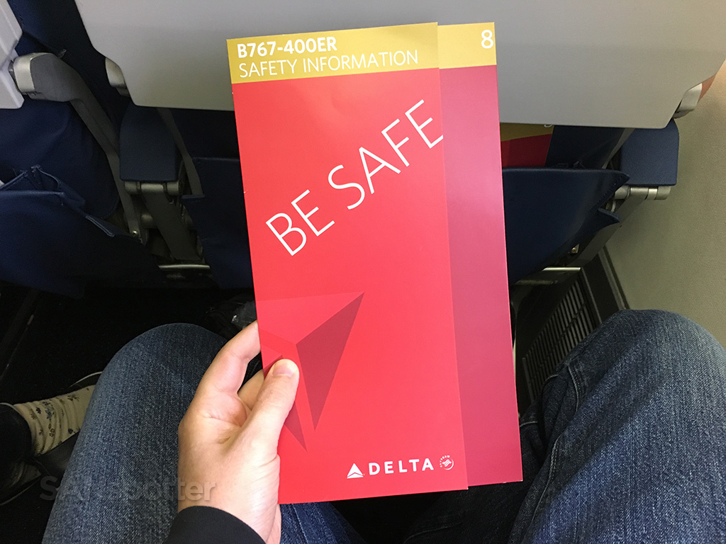 Delta 767-400 safety card