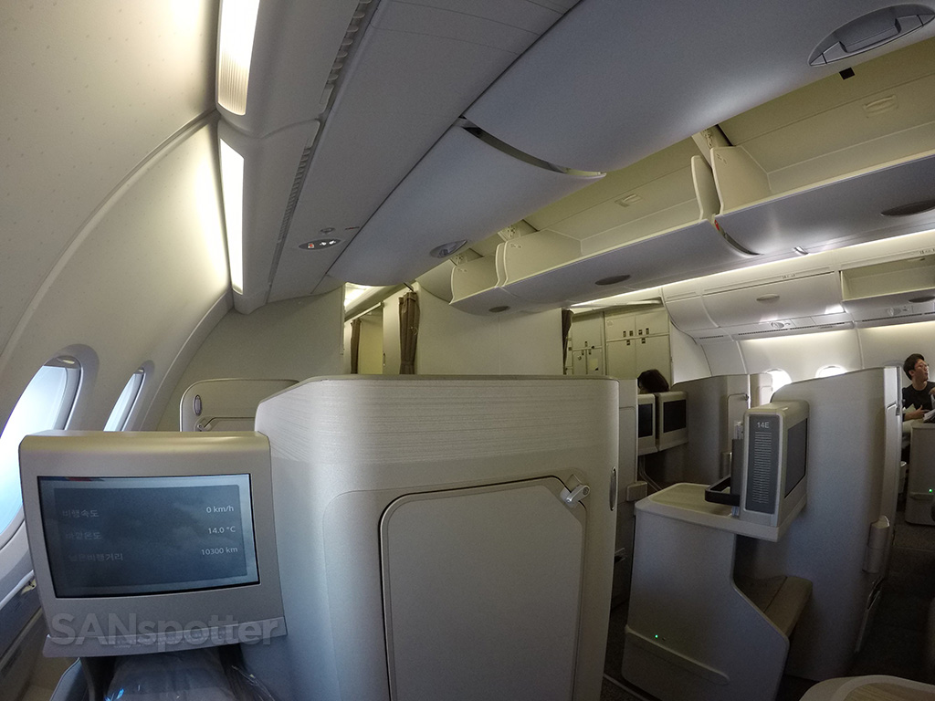 Asiana A380 business class privacy
