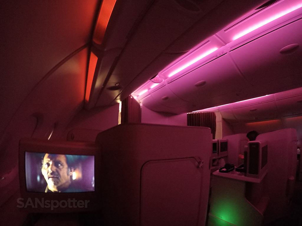 Asiana A380 business class mood lighting