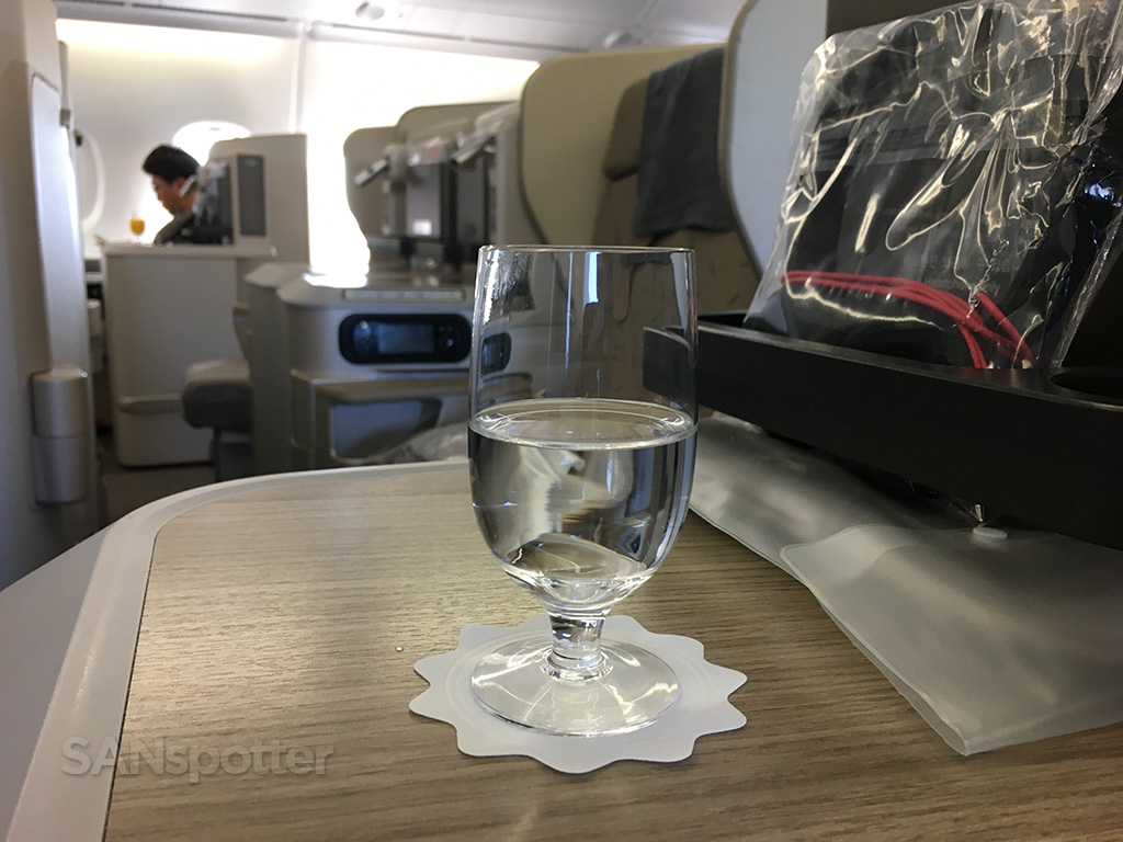 asiana business class pre flight drink