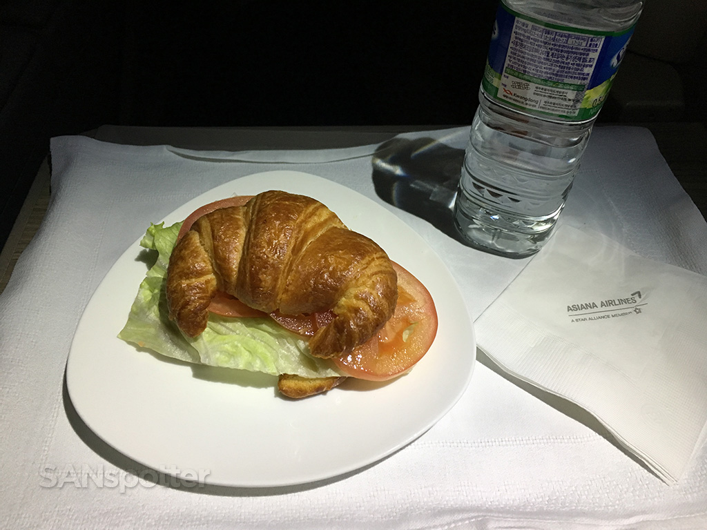 Asiana business class mid flight snack