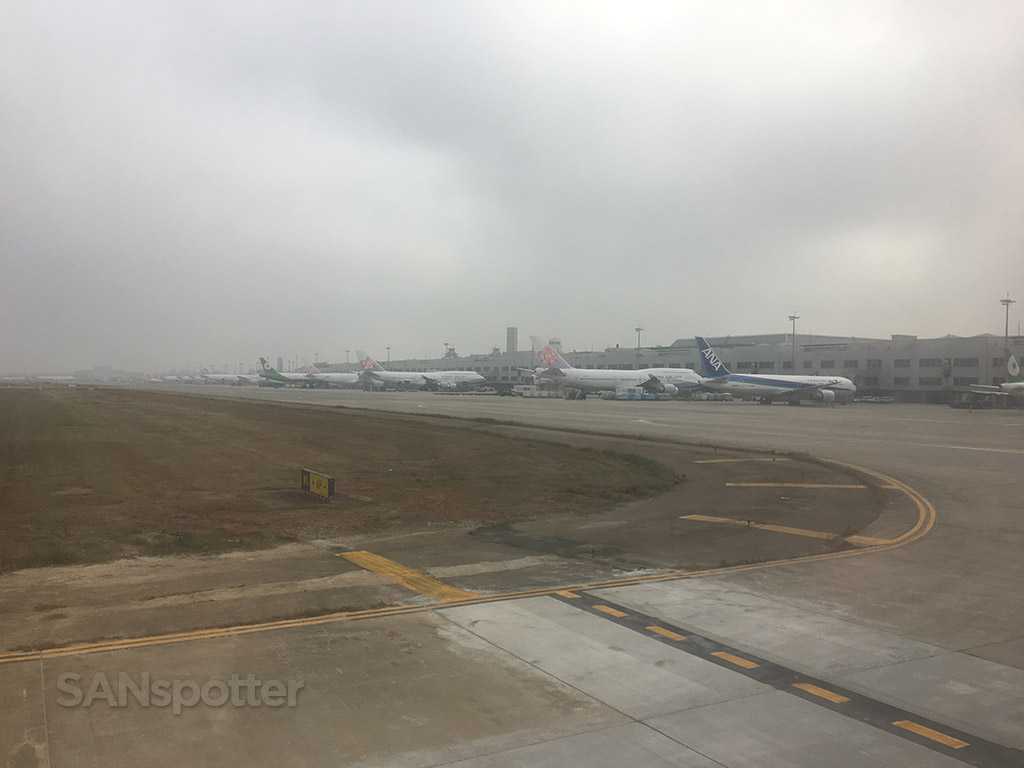 TPE airport terminal