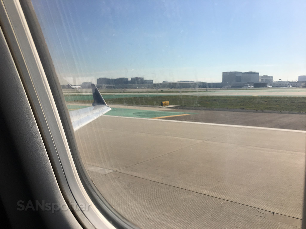 taking off LAX runway 25R