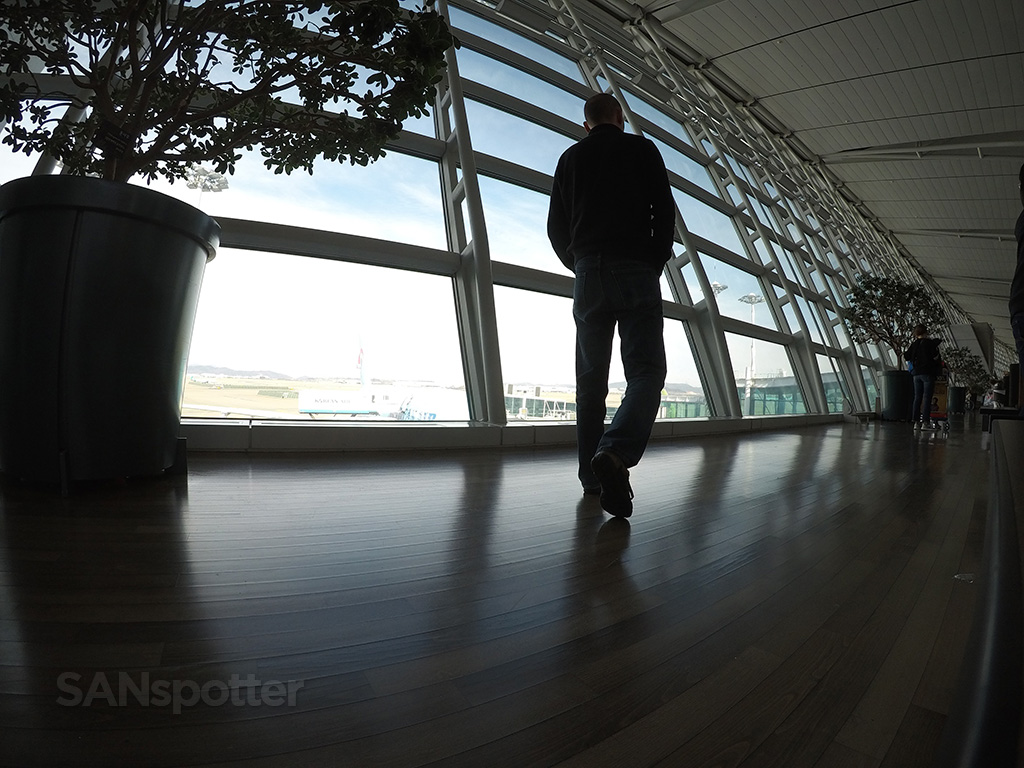 SANspotter airport selfie
