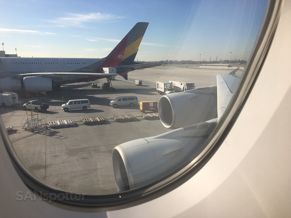 korean air and asiana a380 LAX