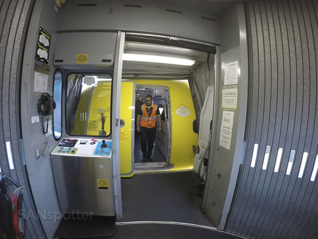 boarding spirit airlines A320 SAN