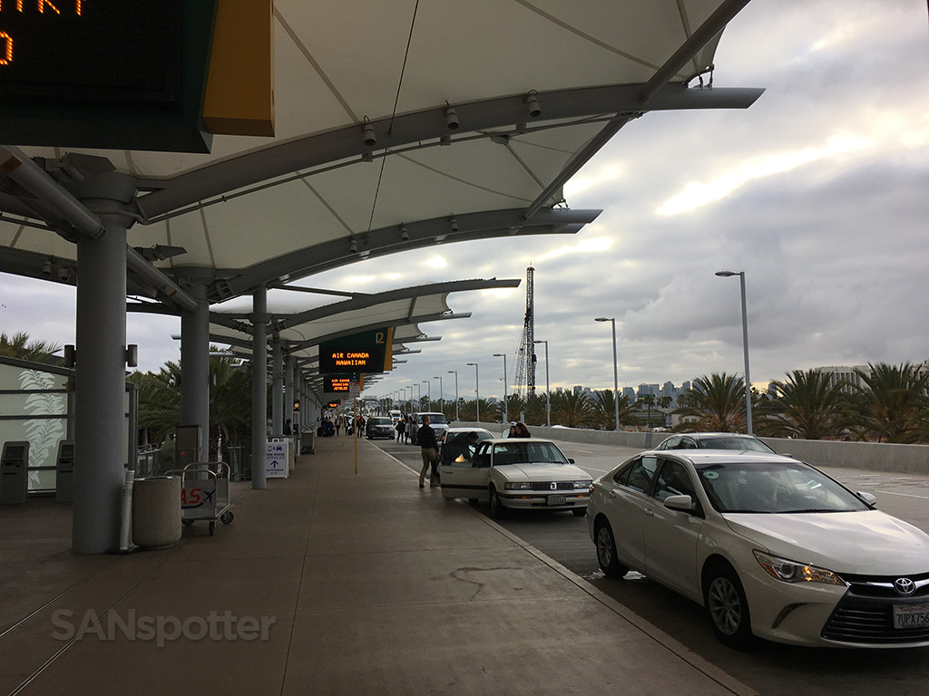 SAN terminal 2 curbside