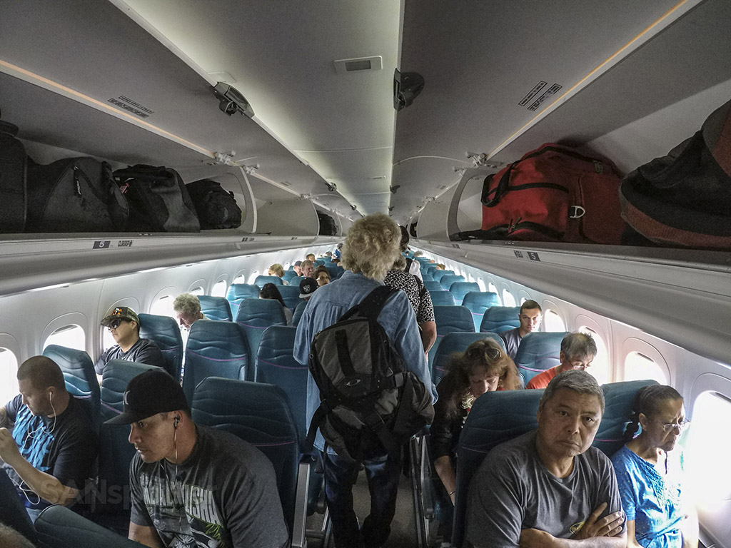 Hawaiian Airlines 717-200 economy class cabin.