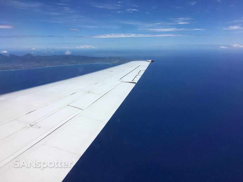 Flying to oahu