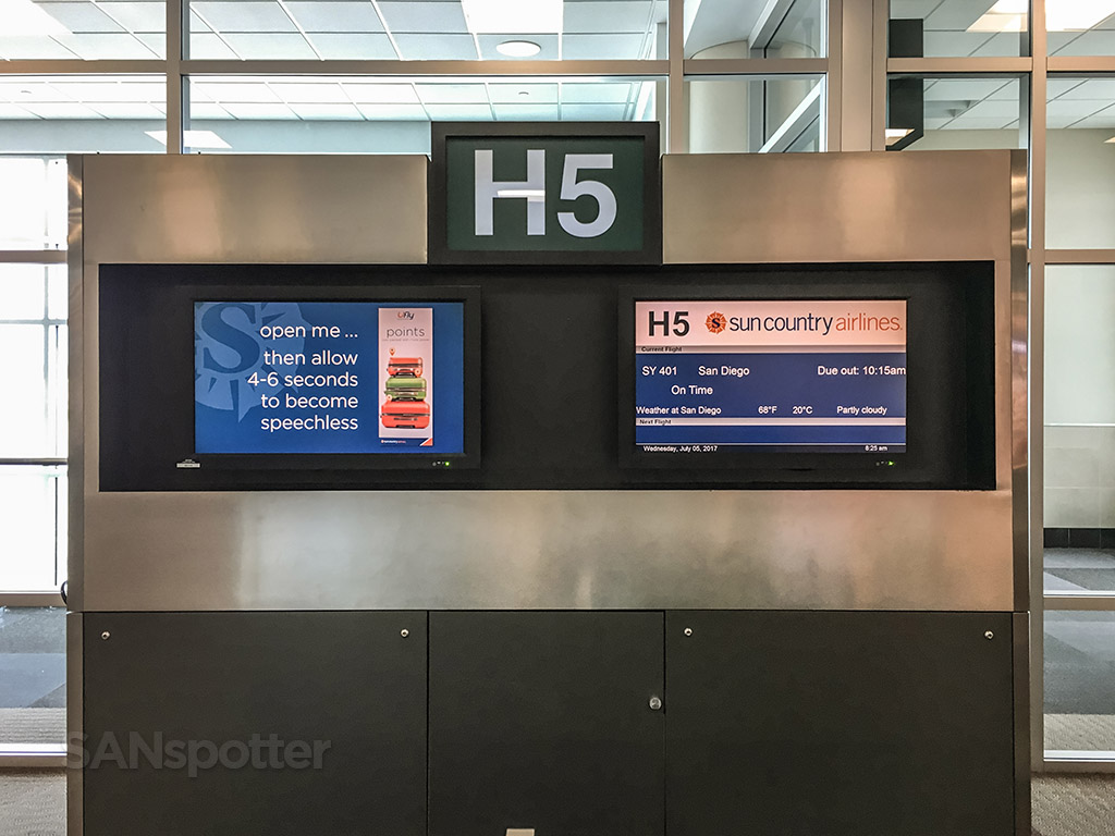 Gate 5 Humphrey terminal MSP airport 