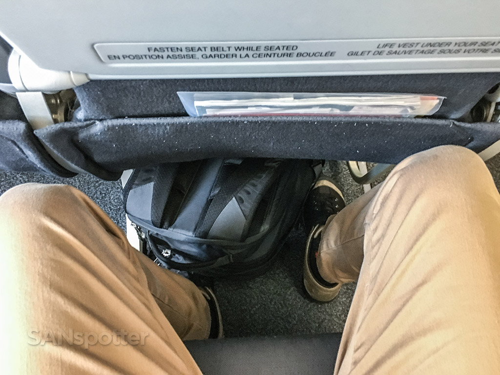 Air Canada Rouge a321 seat pitch 