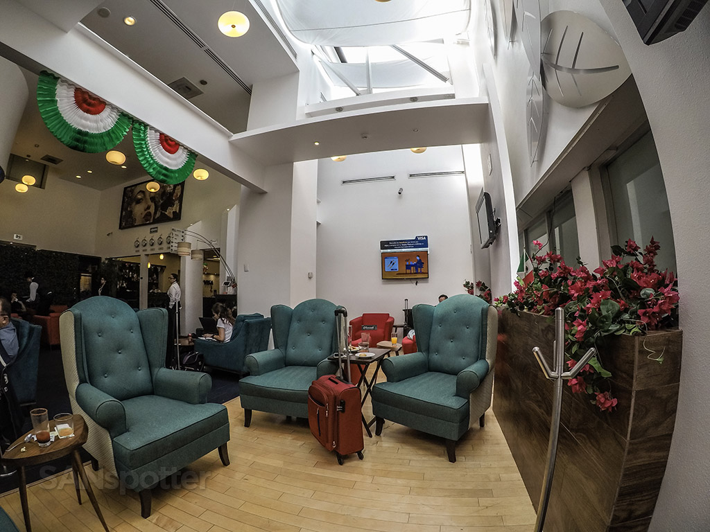 Grand lounge elite seating options