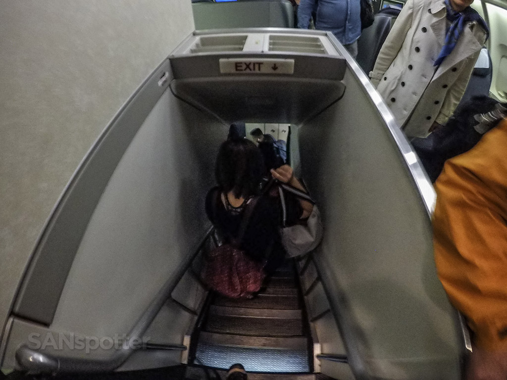 United Airlines 747–400 stairs