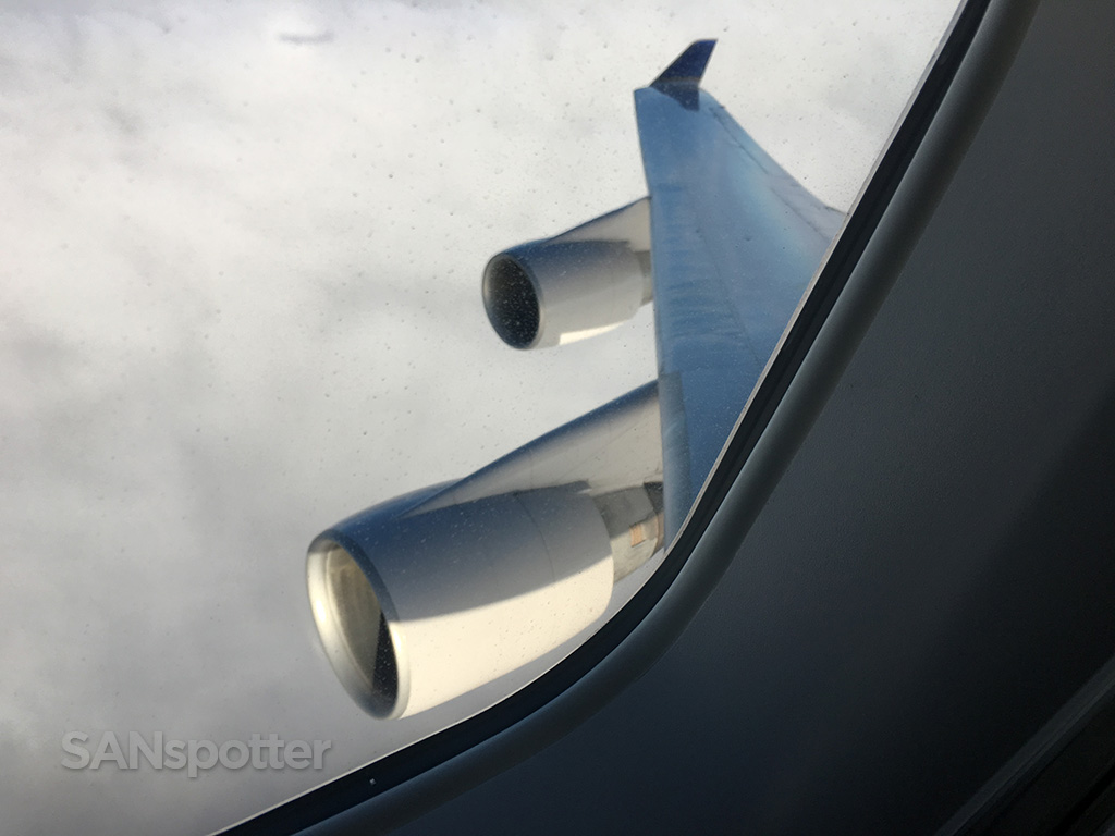 United airlines 747 wing view