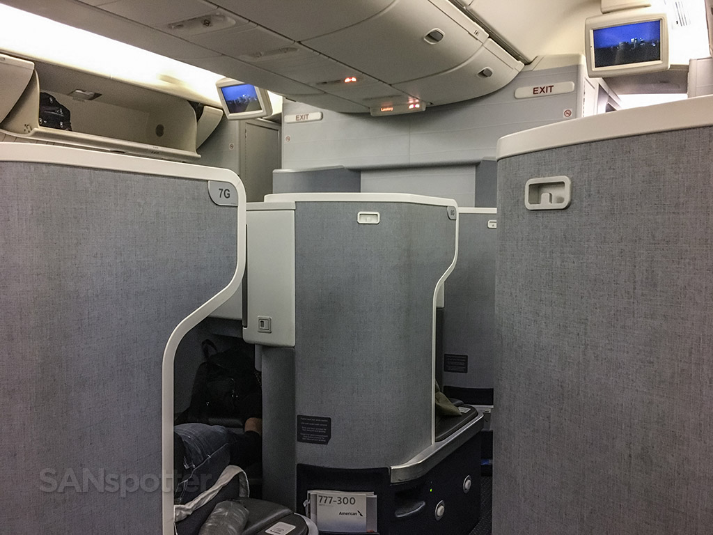 American Airlines 777–300 business class seat privacy