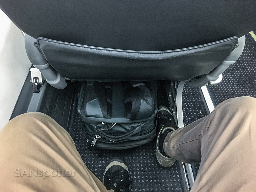 American eagle ERJ 175 leg room first class
