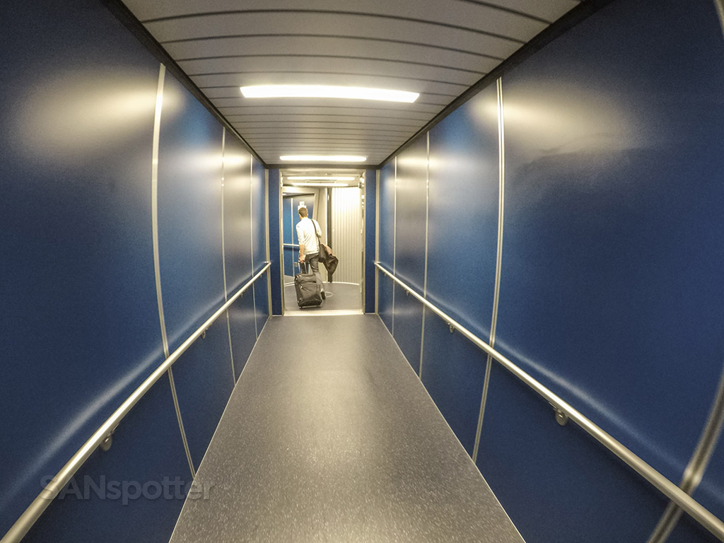 LAX jet bridge