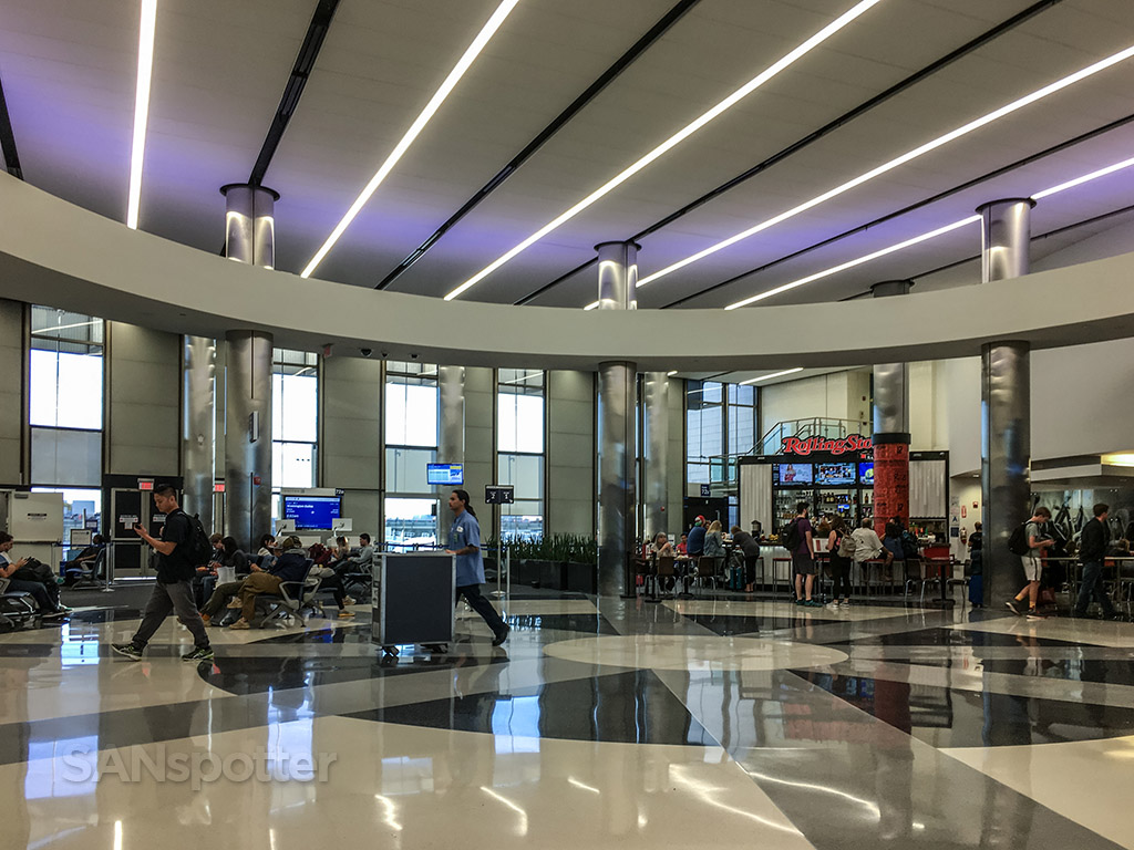 United terminal 7 LAX