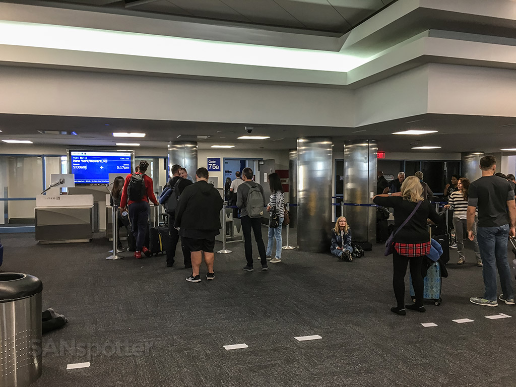 United Airlines gates LAX